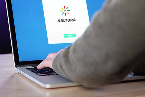 Webinar Kaltura CMS integration on Pearl Thumb